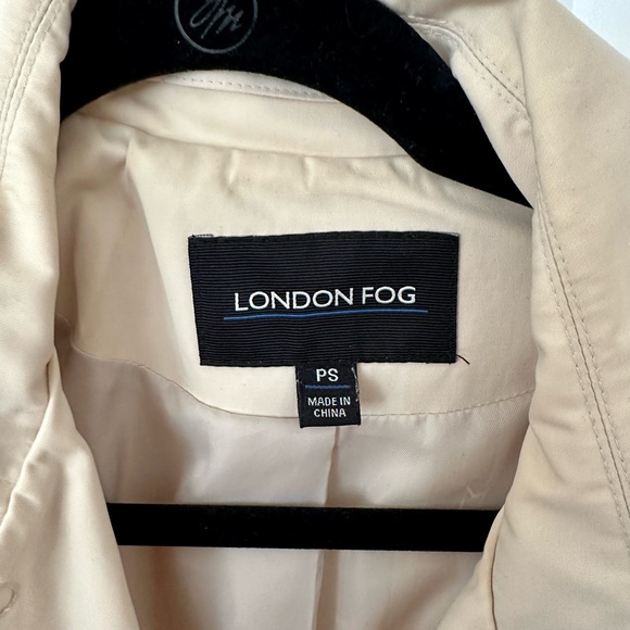 London Fog Double Breasted Trench - Picture 8 of 10